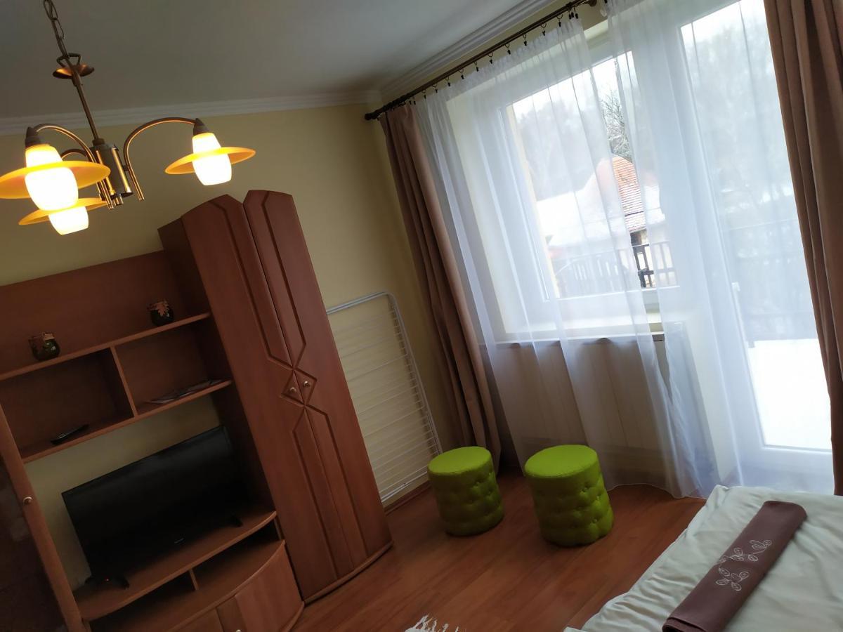 Szilvia Panzio Gyomaendrod Bed & Breakfast Bagian luar foto